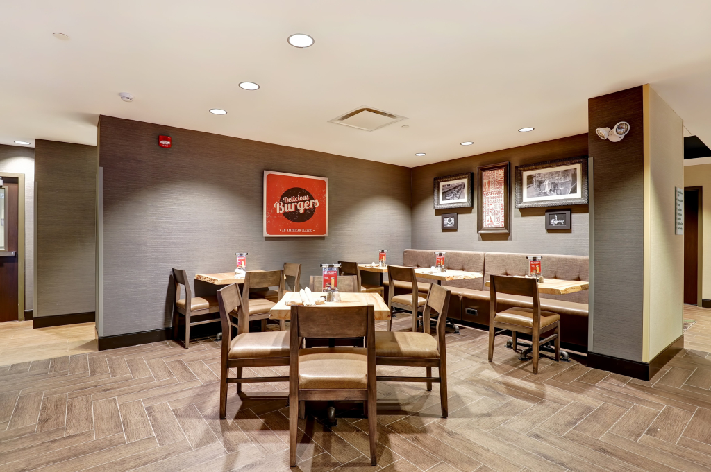 Holiday Inn - Mississauga Toronto West by IHG