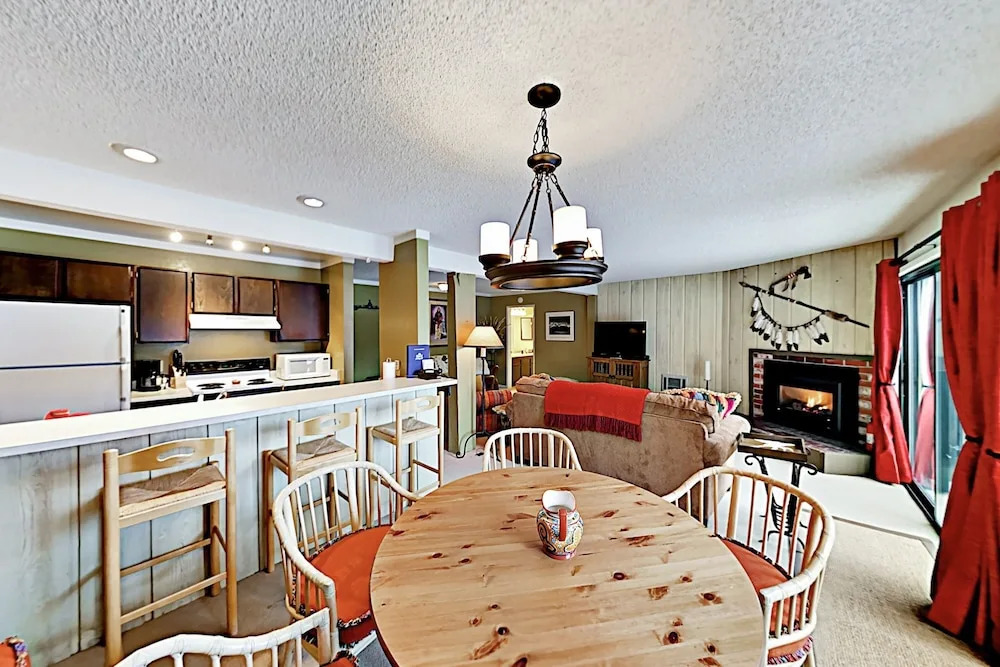 Mammoth Slopes Unit #72 - 2 Br Condo