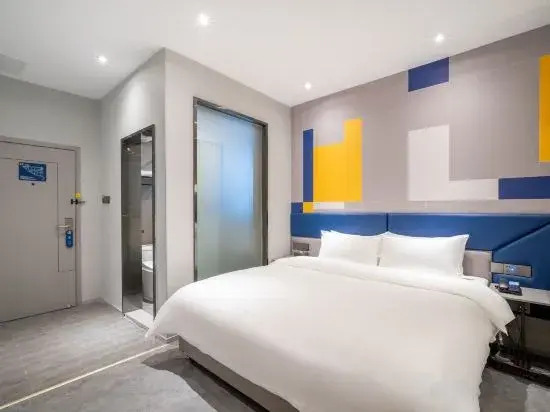 7 Days Hotel