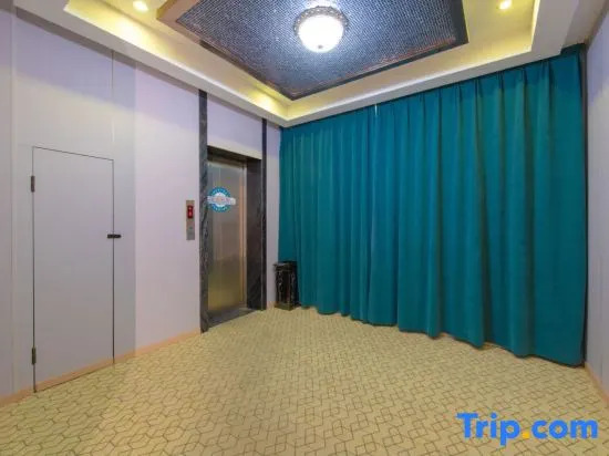 Taizhou xuanyuange Hotel (Linhai Yintai City store)