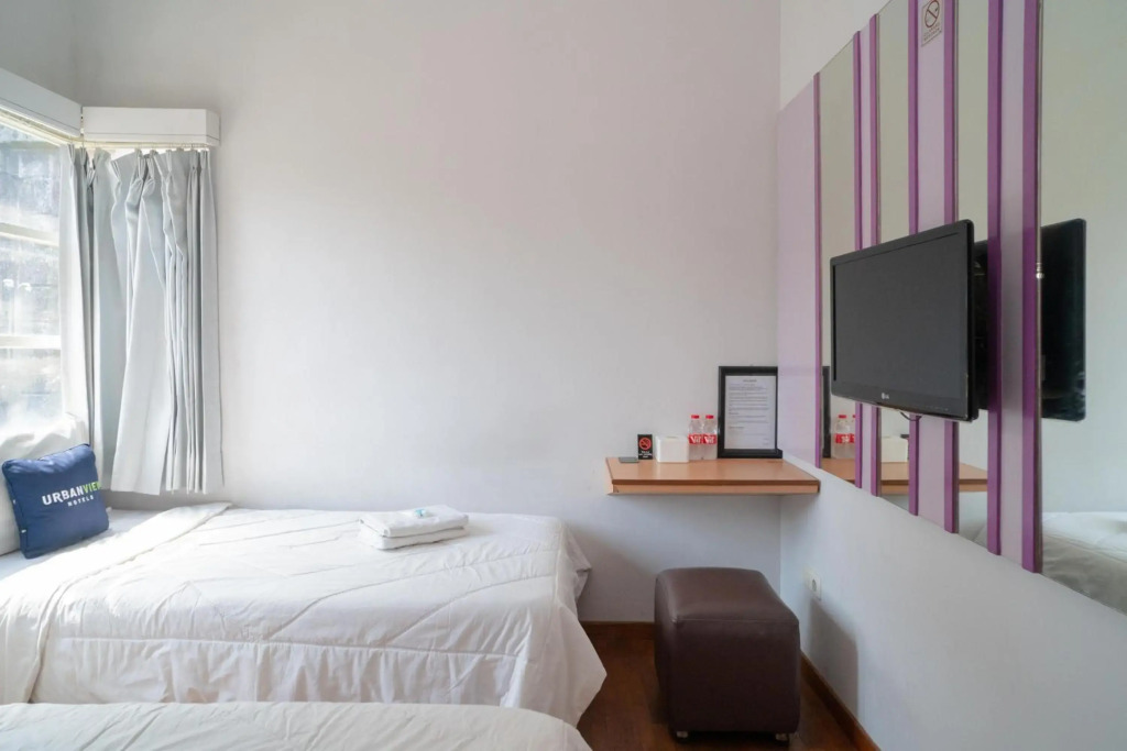 Urbanview Hotel FiFFa Kauman Malang