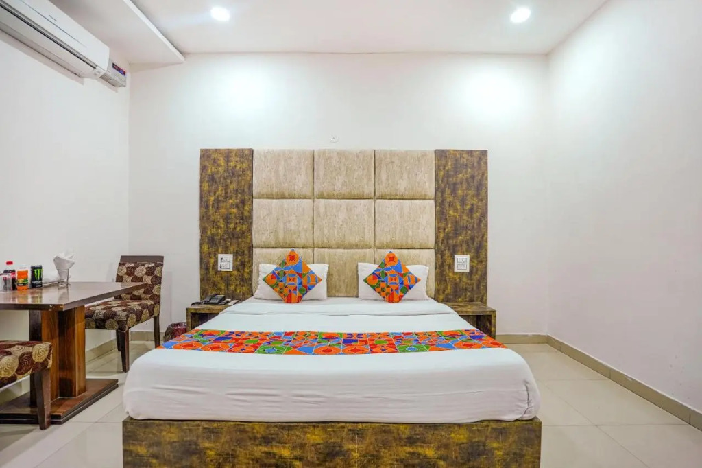 FabHotel Grand Inn