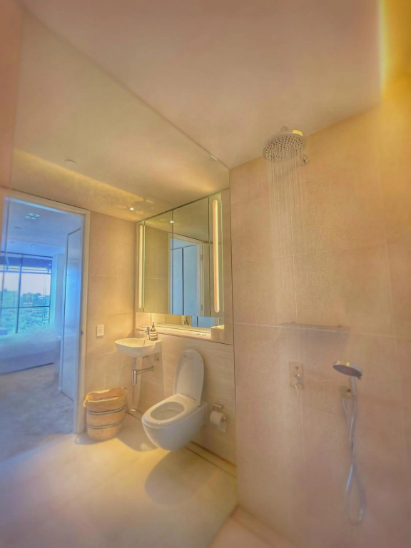 Luxurious 2 bed apartments Lavender Bay view