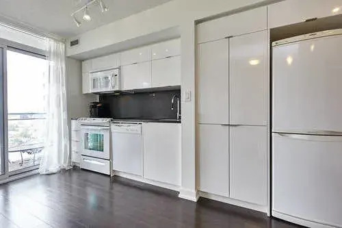 Executive Furnished Condos - L Tower