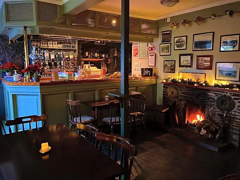 The Horseshoe Inn