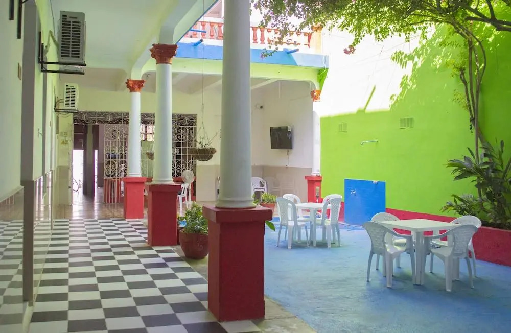 Hostal Maranatha - Hostel
