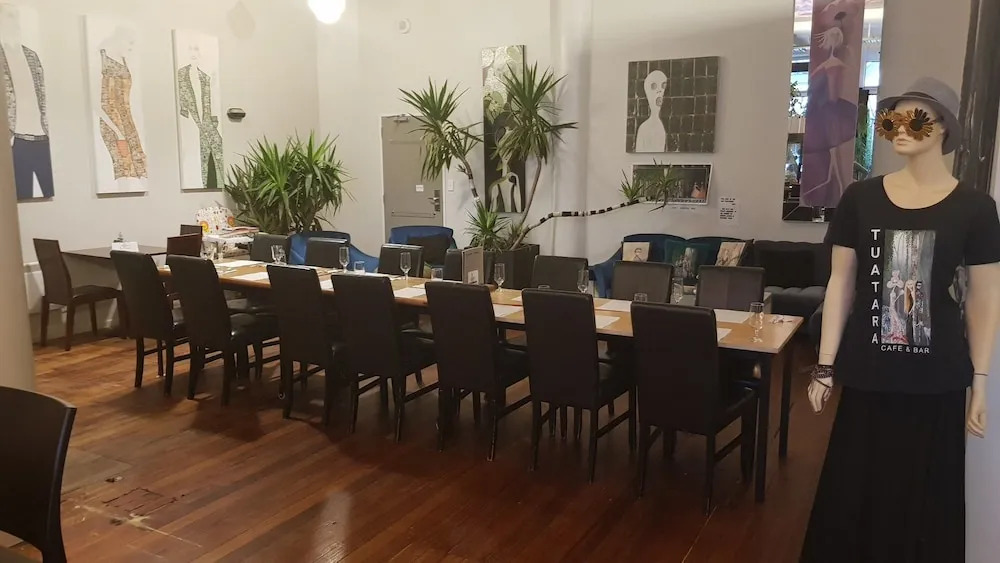 Tuatara Lodge