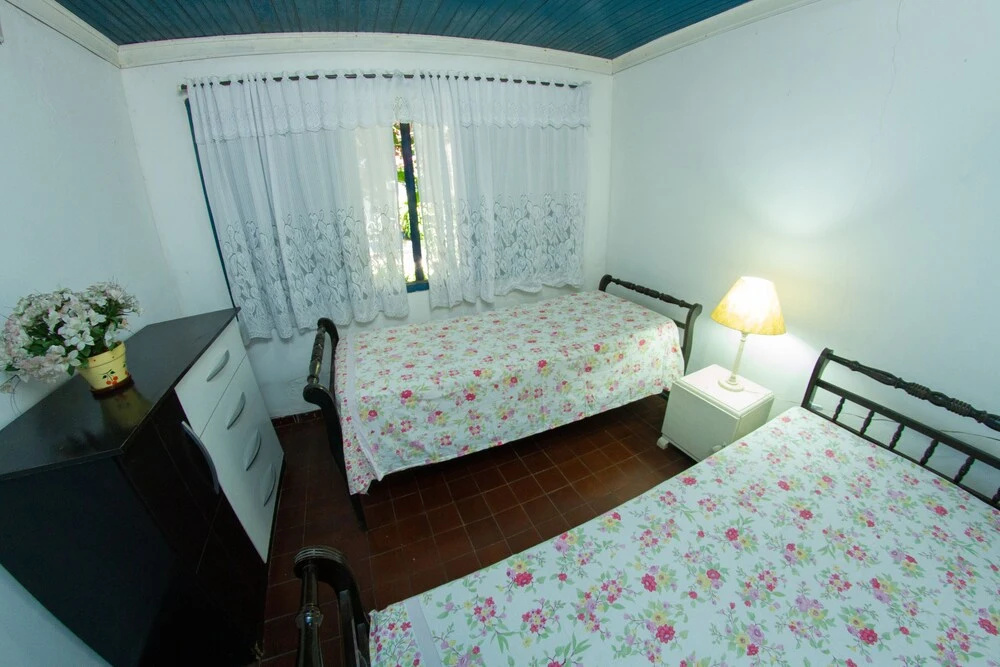 OBA 44 - Beach house in front of the sea - Caraguatatuba
