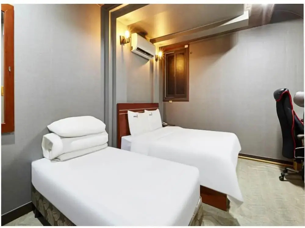 Juan Hotel Some