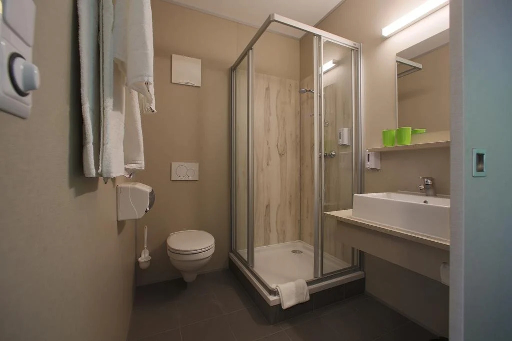 Smart Motel