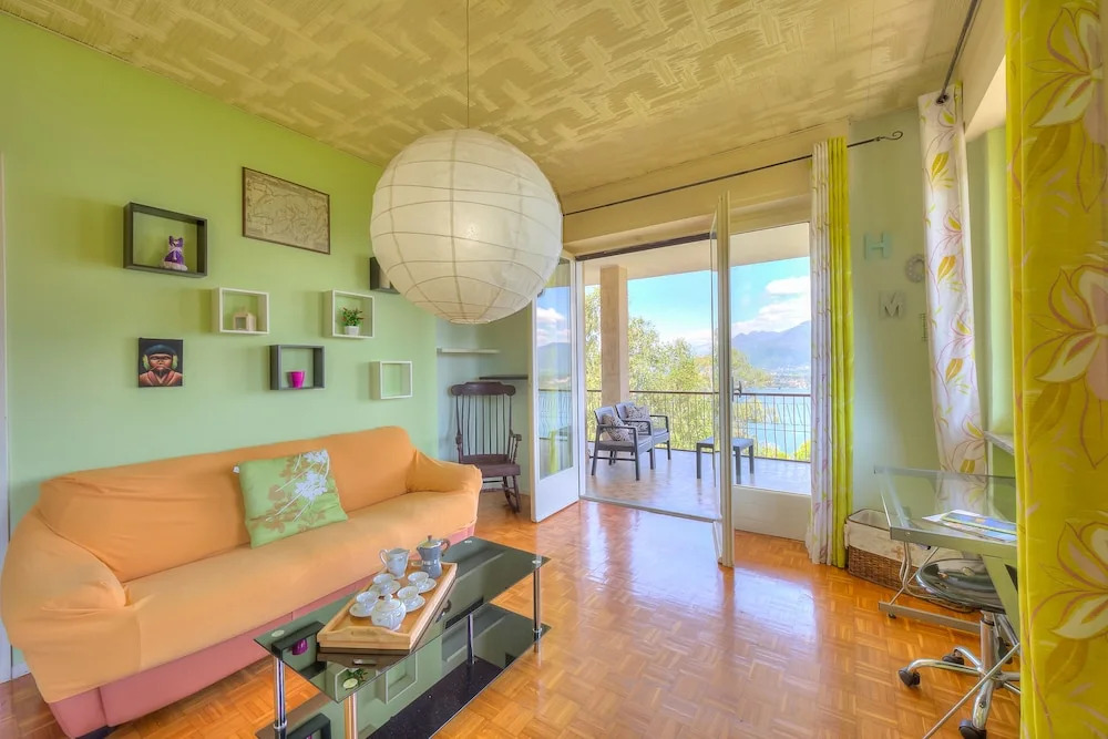 Easy Panorama Apartment Stresa Hill