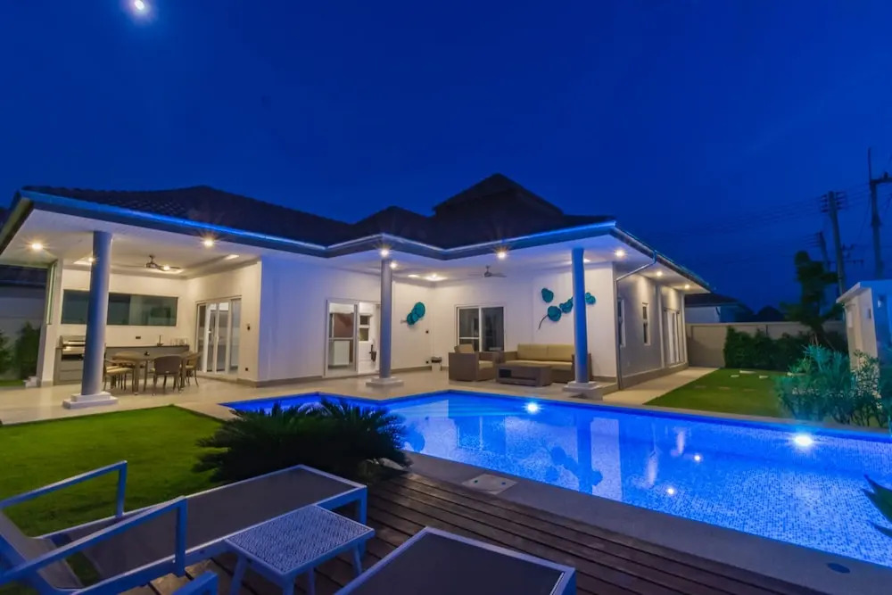 Tropical 3 Bedroom Pool Villa MP75