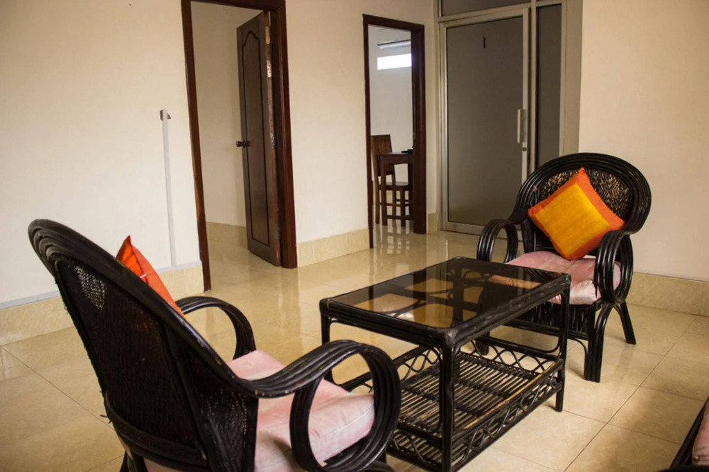 Overflow Guesthouse