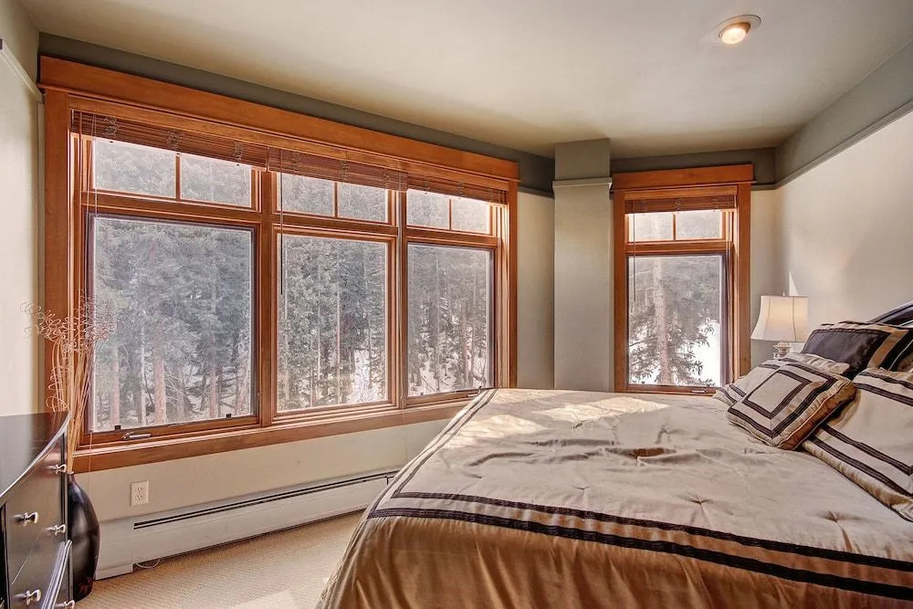 3044 Lone Eagle 2 Bedroom Condo by RedAwning