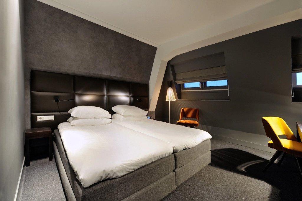 Amsterdam Forest Hotel