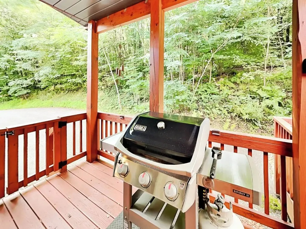 Hillside Hideaway by Taylor Made Deep Creek