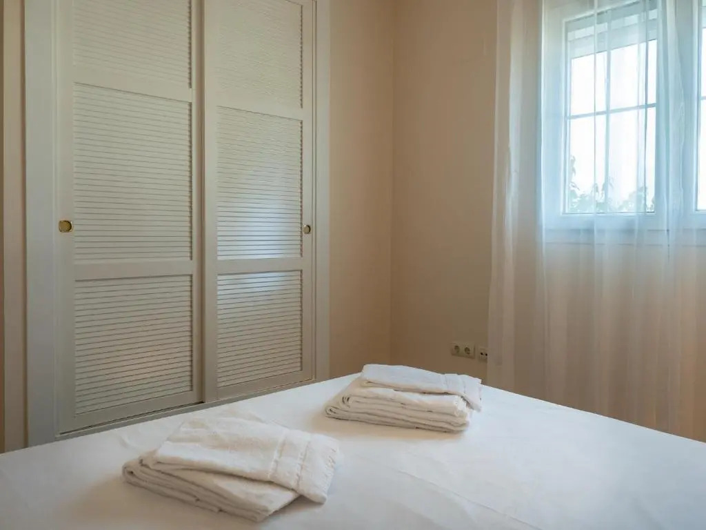 2270-Amazing new 2 bedrooms with furnished terrace