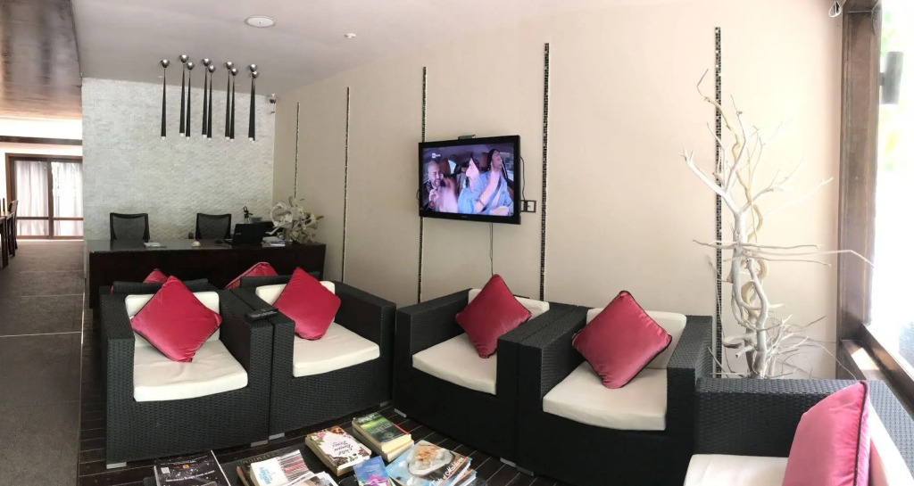 LVIS blancura Hotel