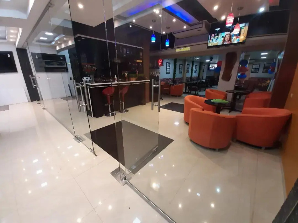 Hotel Los Algarrobos