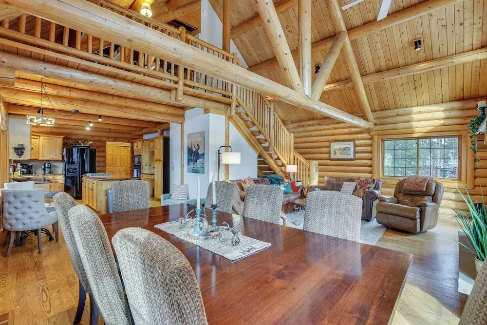 4 Mi to Rocky Mtn Nat'l Park: Cabin Near Town!