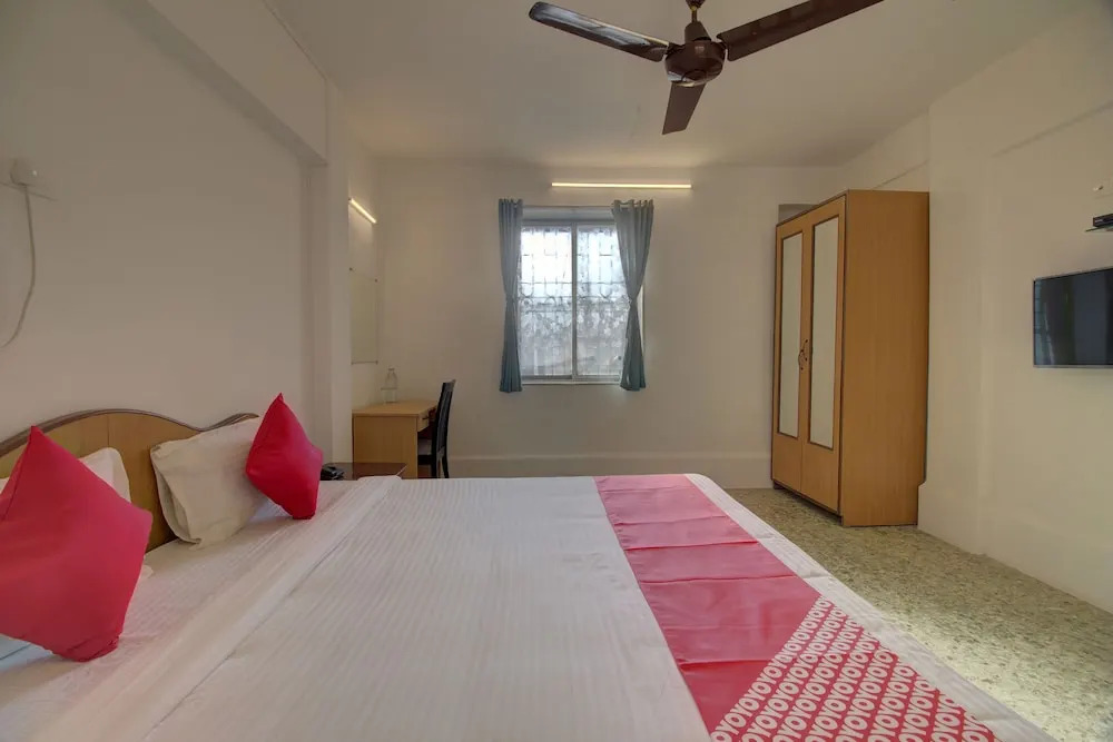 OYO Flagship 36853 Hotel Rajdoot