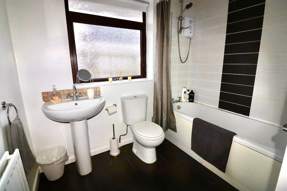3 bedroom bungalow