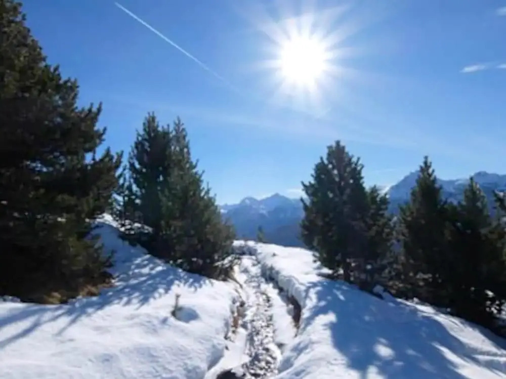 Apartment with 3 Bedrooms in Briançon, with Wonderful Mountain View, Enclosed Garden And Wifi
