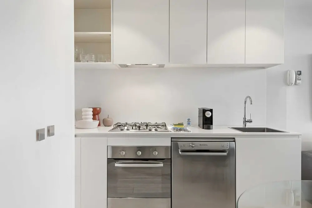 Charming 1-bed Apartment With a Balcony