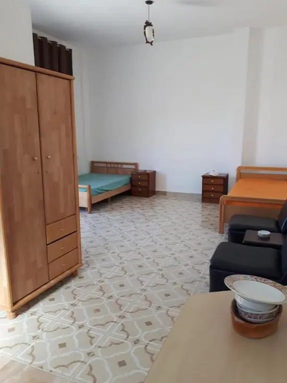 Generous guest house