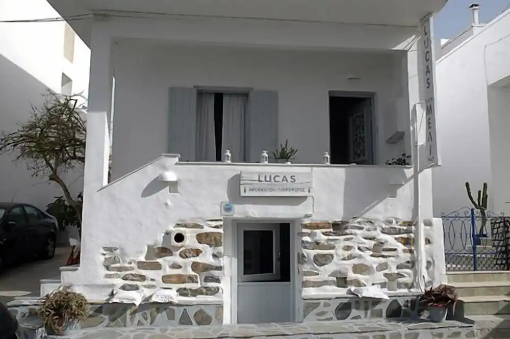 Lucas Rooms