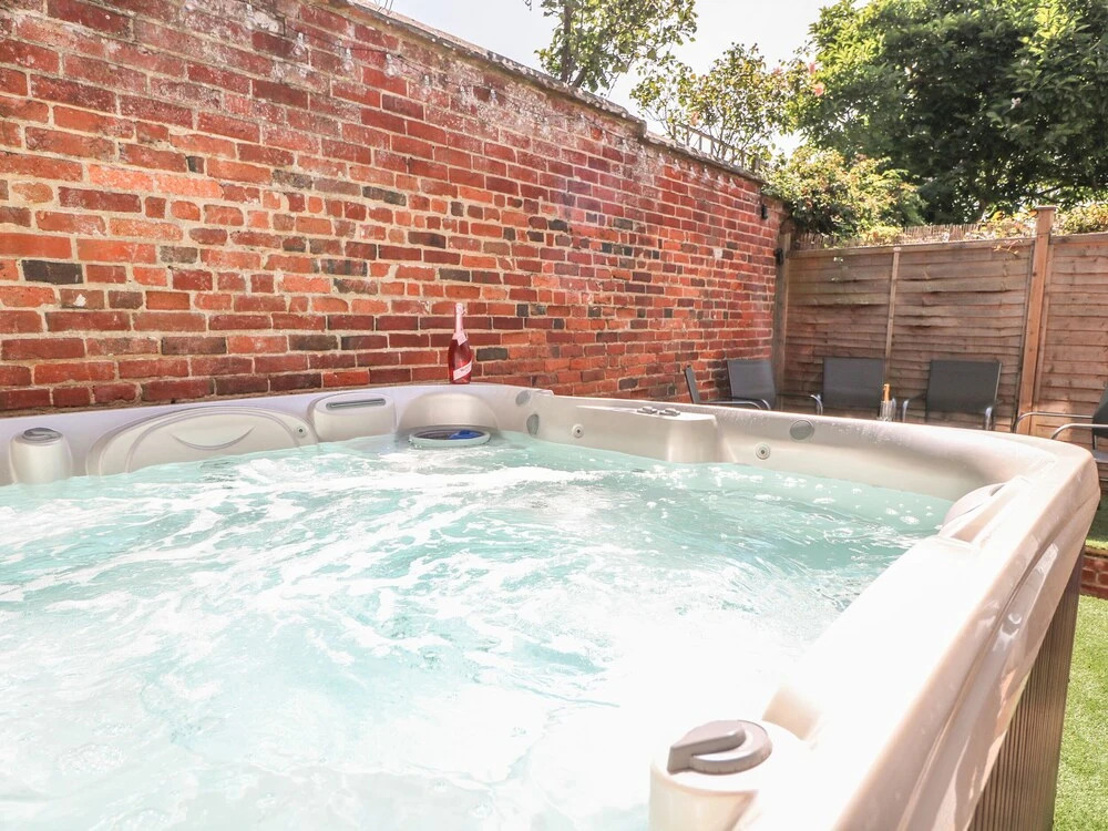 1 Baytree Cottage