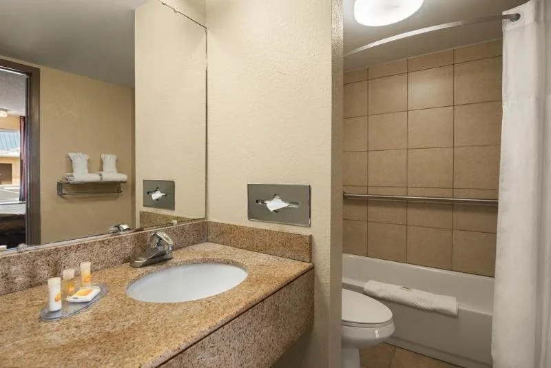 Days Inn Tampa North of Busch Gardens