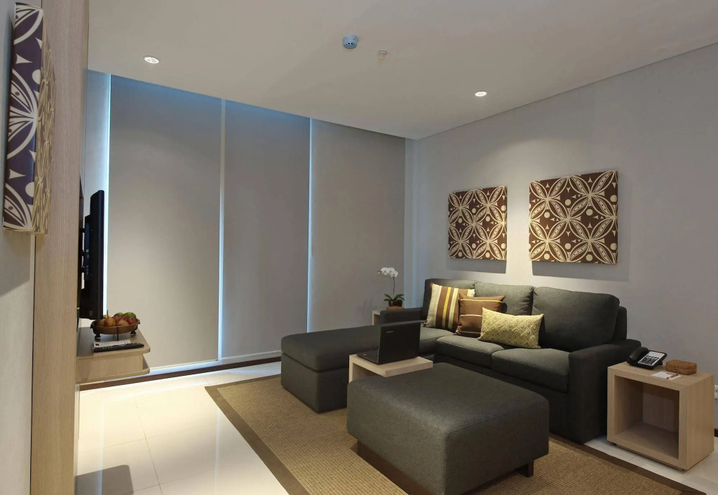 Ra Premiere Simatupang