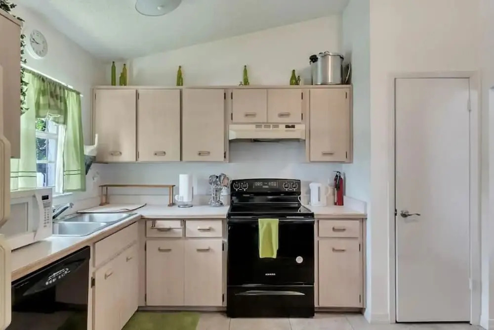 Sunset Oasis Retreat - Pool, Patio, And More! 2 Bedroom Home by RedAwning