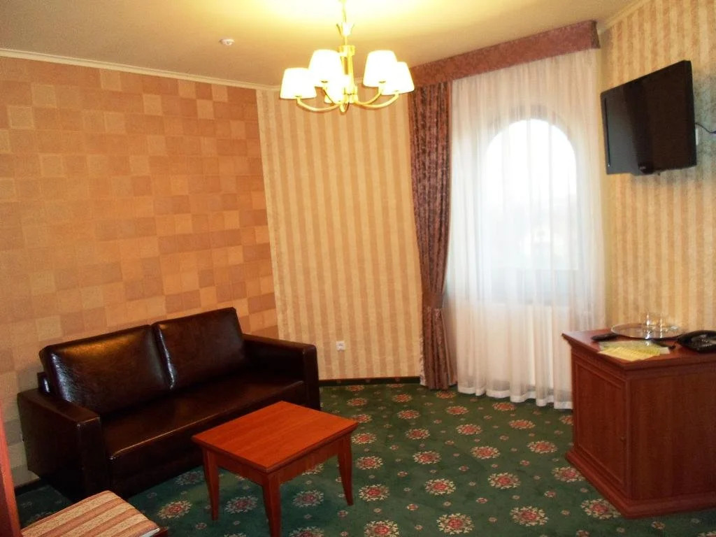 H & K Imperial Plus Hotel