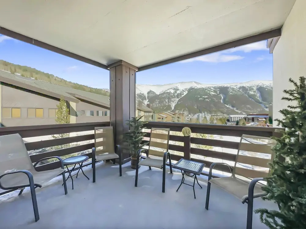 Luxury Remodeled Passage Point Condo - Short Walk to Lifts - Incredible View - PP403 by Redawning
