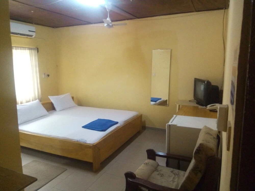 Zito Guest Inn