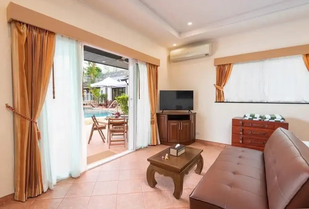 Sahaswara Luxury Villa Pattaya