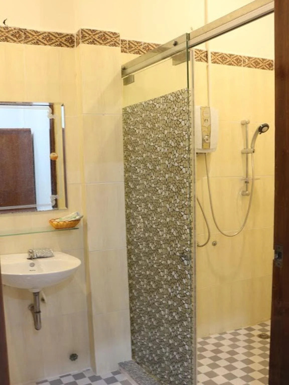 Thuan Hoa Hotel