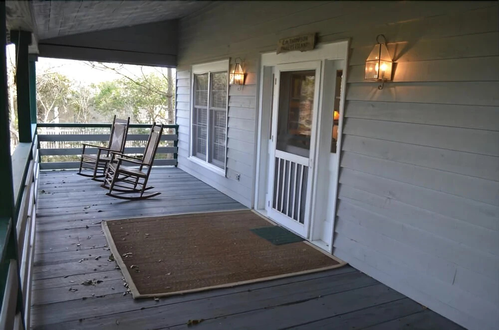 Sea Cliff - 4 Br Home