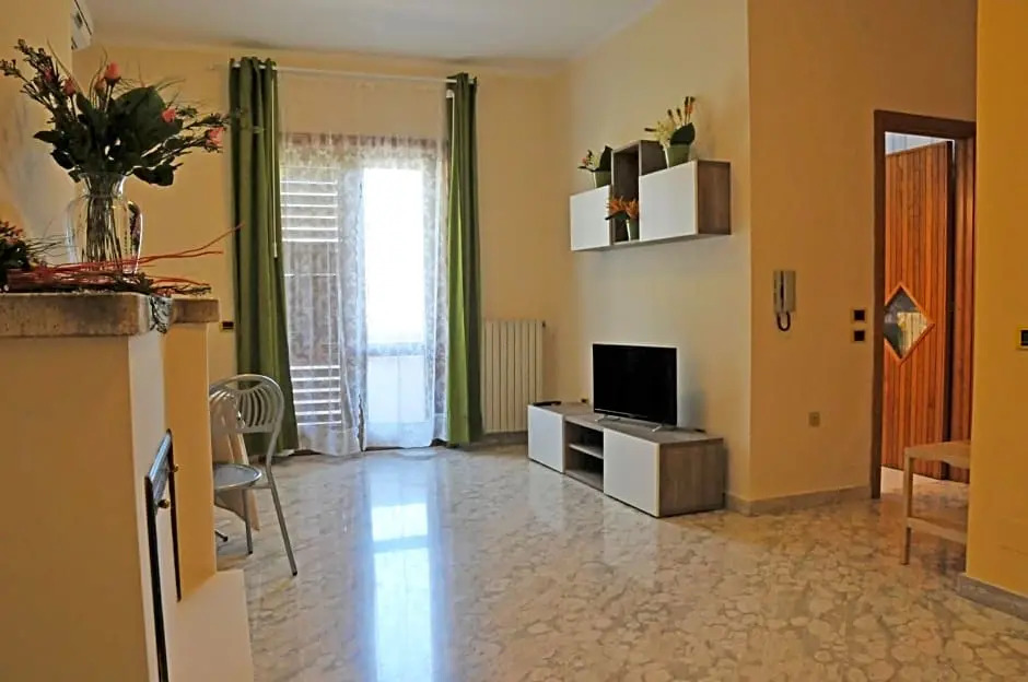 Paestum Rosae