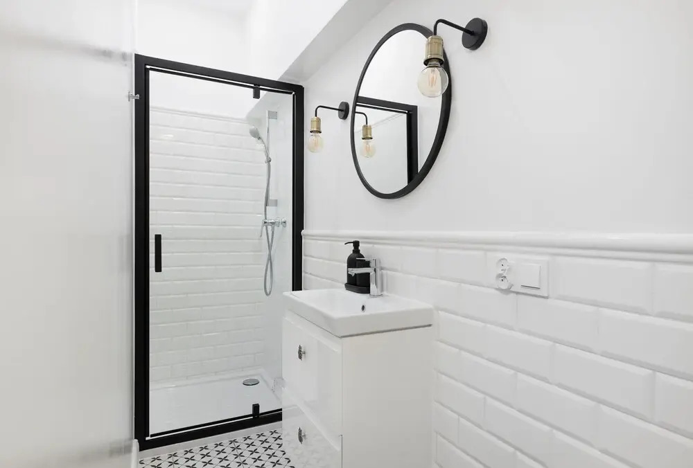 oompH Warsaw Central 2 Bedroom Apartment