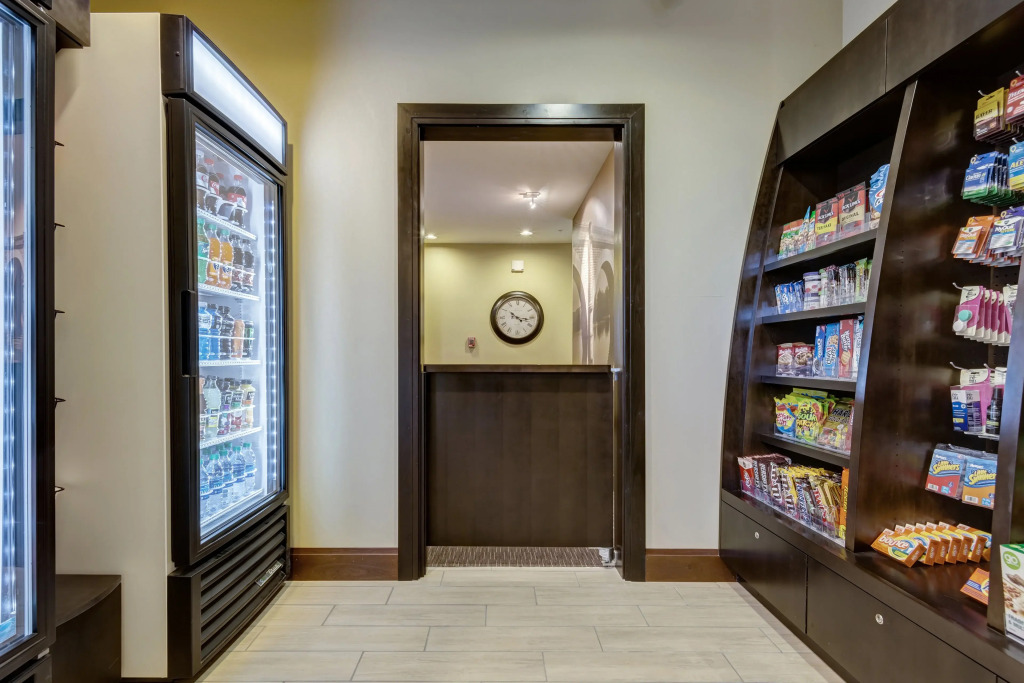 Staybridge Suites St Louis - Westport by IHG