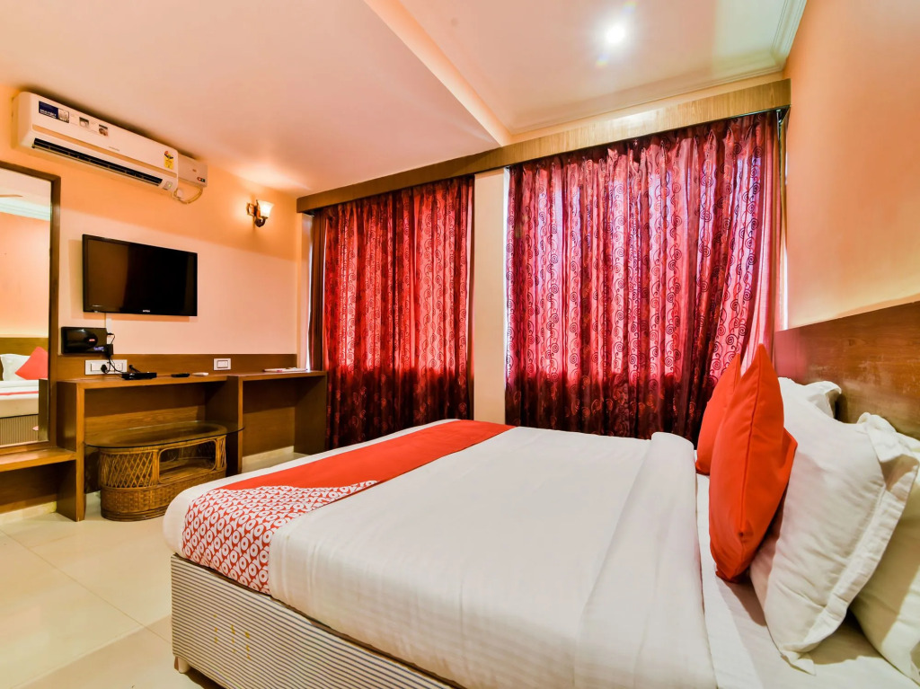 OYO 15944 Hotel Three Seas