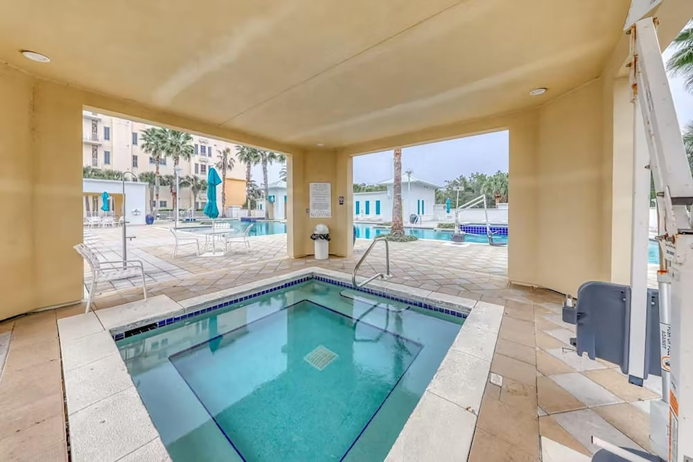 Carillon Beach Inn 310