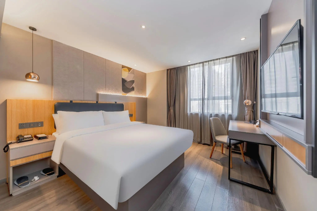 Homeinn Selected Hotel (Shanghai Hongqiao Gubei Yaohong Road Subway Station)