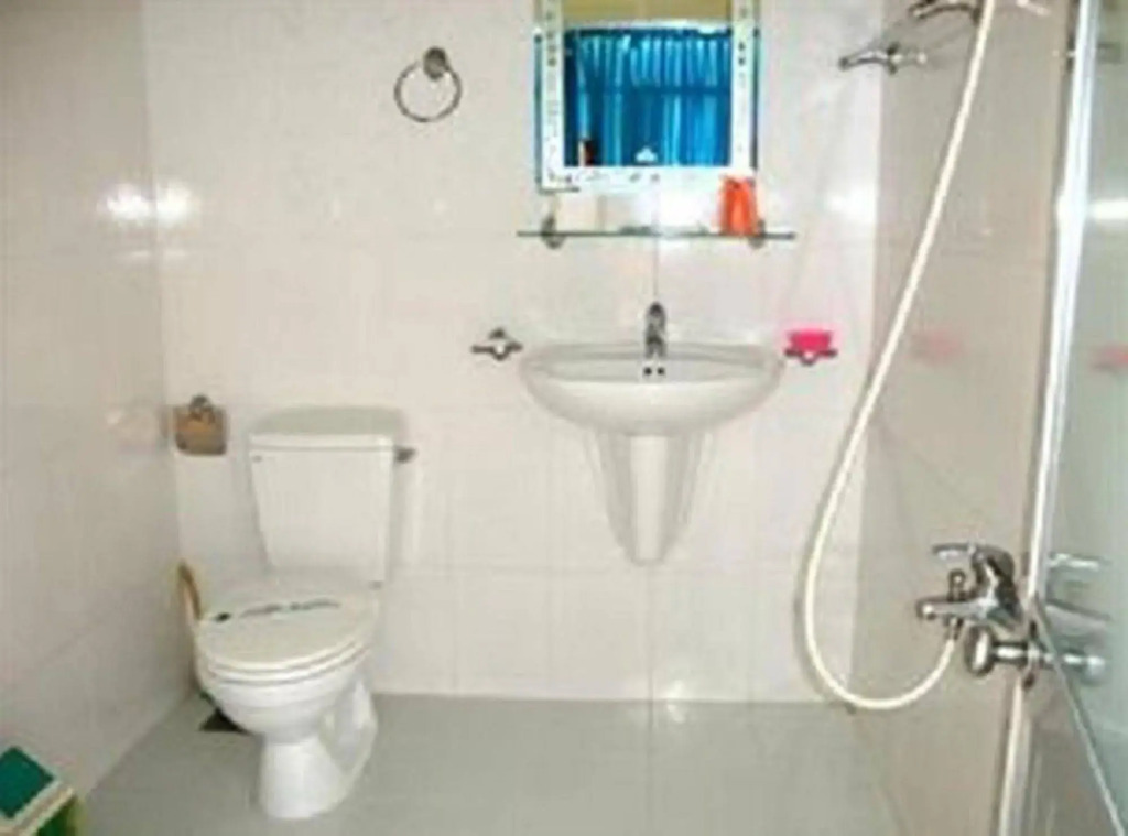 Tuyet Mai Hotel