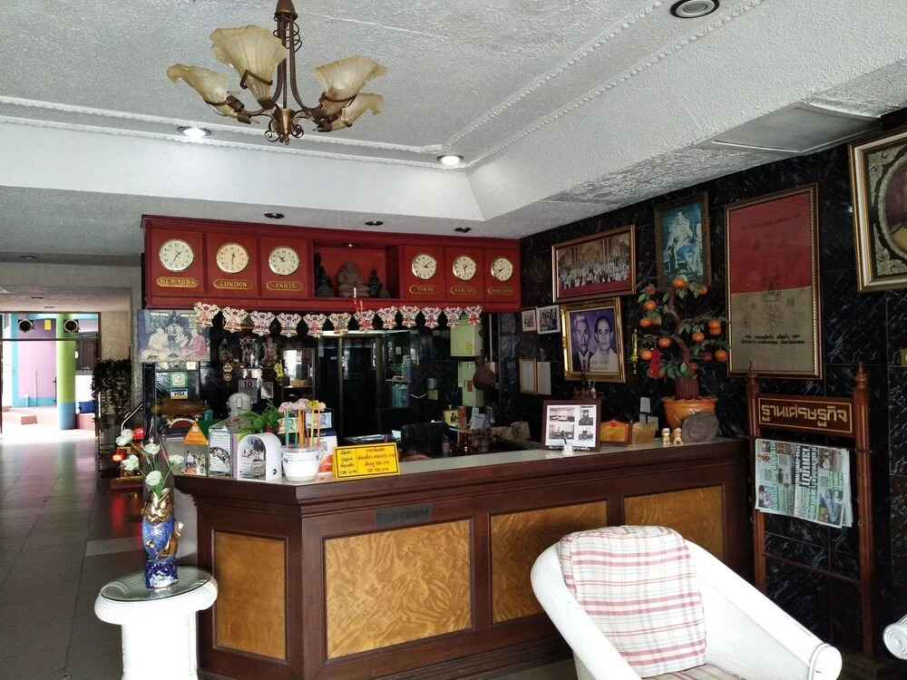 Klaeng Palace Hotel