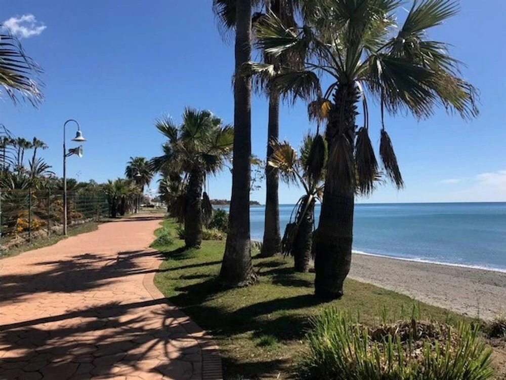 Apartment With 2 Bedrooms in Estepona, With Wonderful sea View and Wif