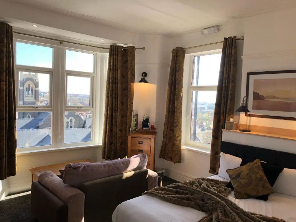 Aberthaw House Hotel